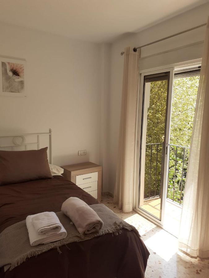 Apartamentos Pinos Genil Exterior foto